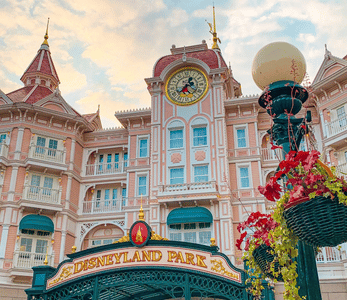 Disneyland Family break with 2 day Disney Park Tickets