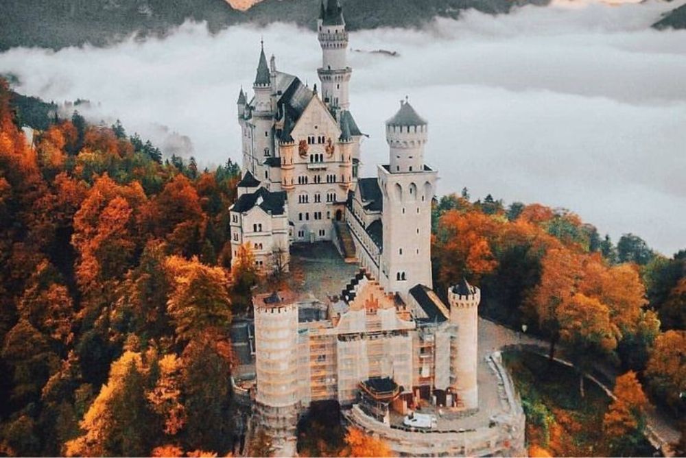 Bucharest With Peles Castle and Bran Castle
