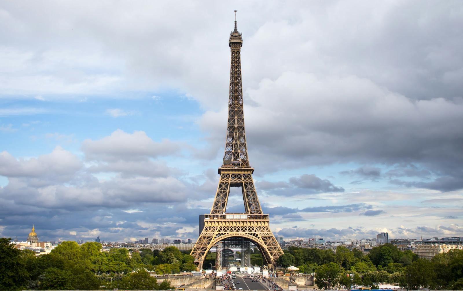Paris by Night - Eiffel Tower, Seine & Endless Romance