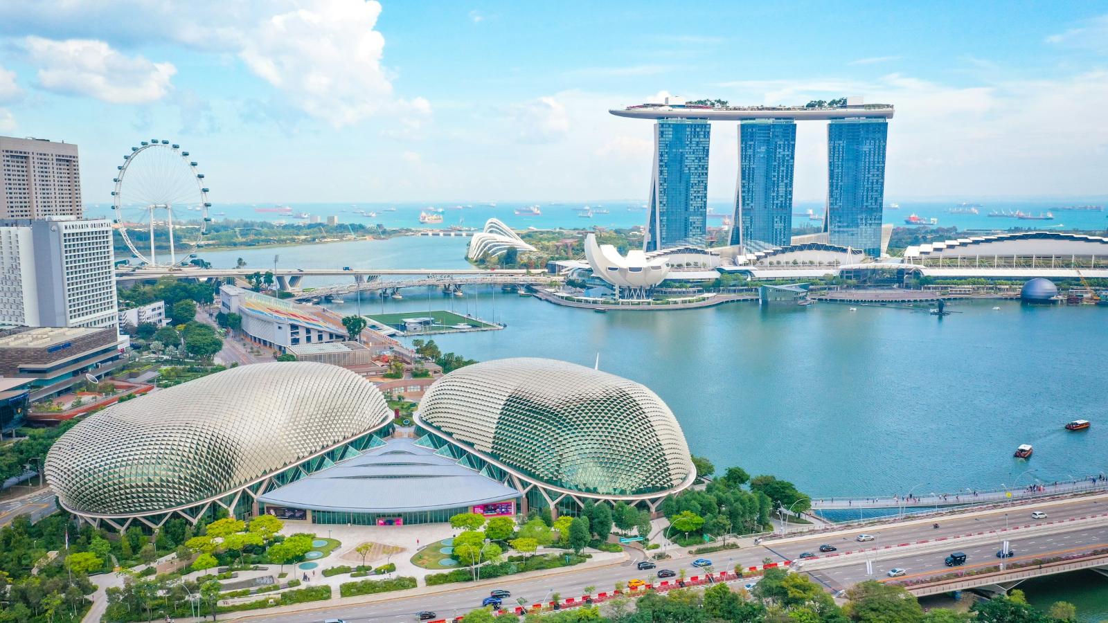 Singapore & Phuket Escape with Singapore Airlines