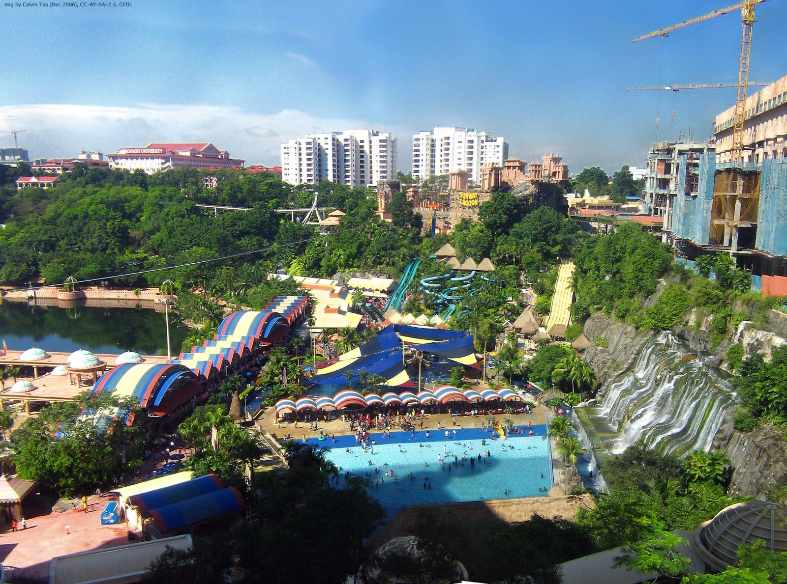 Family Theme Park Holiday Malaysia